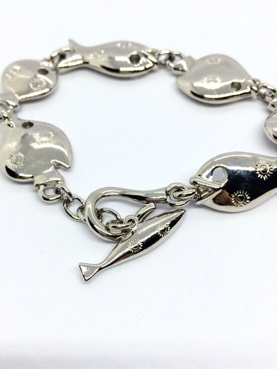 VINTAGE TRIFAFI FISH Bracelet Silver Tone Link Nautical Toggle Statement - Picture 7 of 15